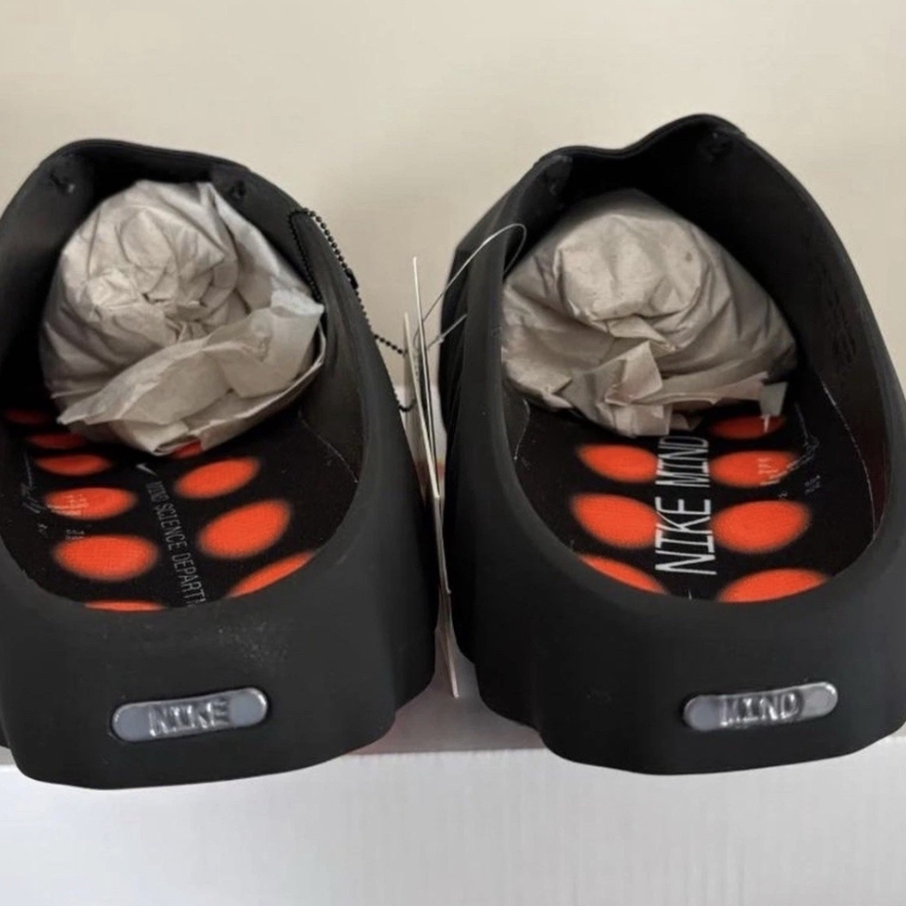 ***RUNS SMALL*** Men's Size 13 Nike Mind 001 Black Chrome Hyper Crimson Slides - Picture 3 of 6